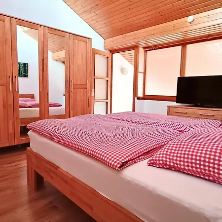 아파트 Sonnenseite Schonach - Private Sauna - 2 Schlafzimmer - Mehr Privatsphaere *