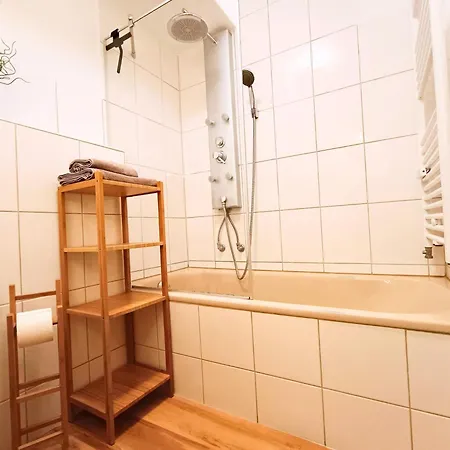 Sonnenseite Schonach - Private Sauna - 2 Schlafzimmer - Mehr Privatsphaere 아파트 *