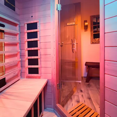 Sonnenseite Schonach - Private Infrarot-sauna - Schwarzwald-panoramablick - 2 Separate Schlafzimmer - Ruhige Lage Am Waldrand